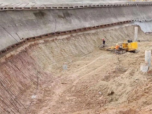 果洛基坑边坡加固